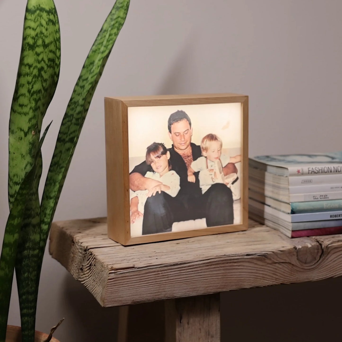 Illuminated Photo Frame